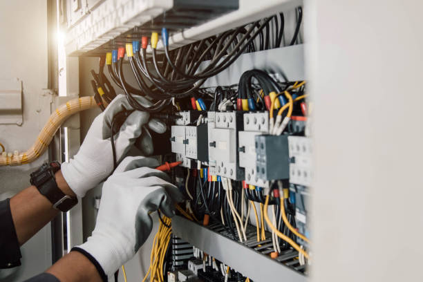 Best Local Electrician Companies  in Pearisburg, VA
